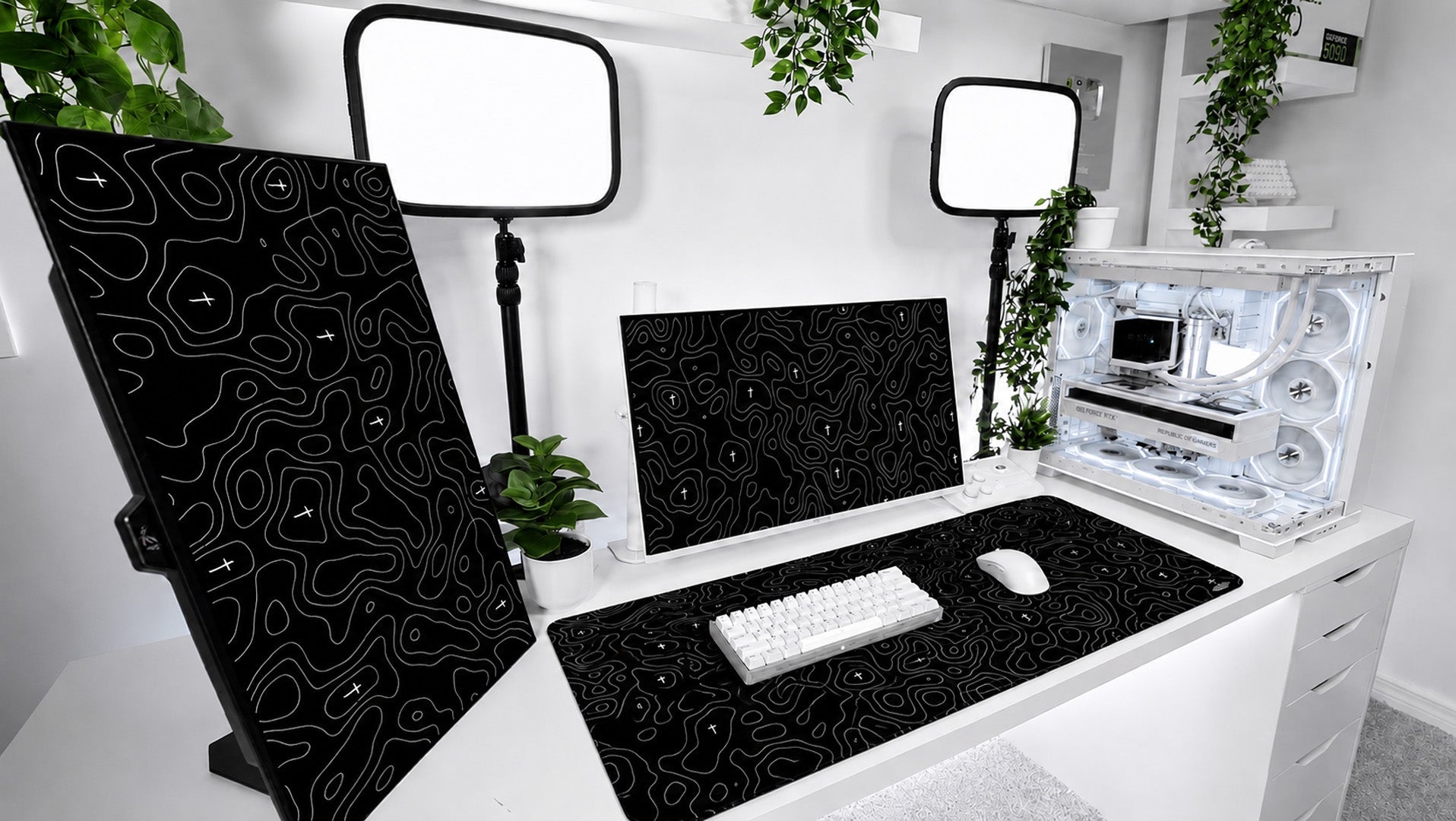 Topo Black Mousepad - Elevate Culture